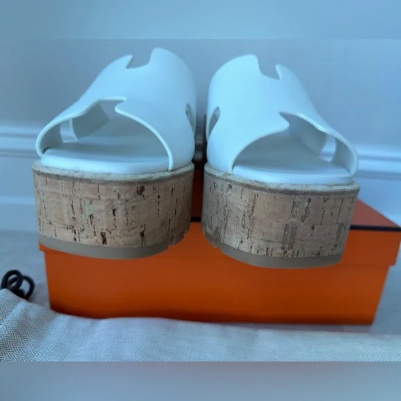 HERMES EZE 30 white leather  sandals. Size 39. US 9,5 - Picture 8 of 14
